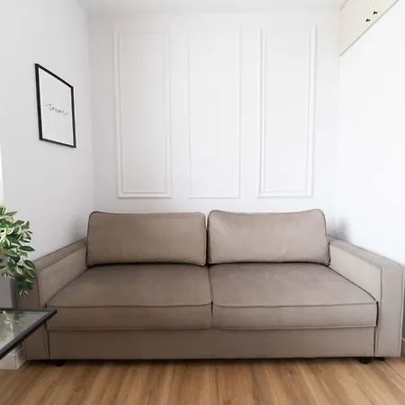 公寓 Cozy And Light Near Center